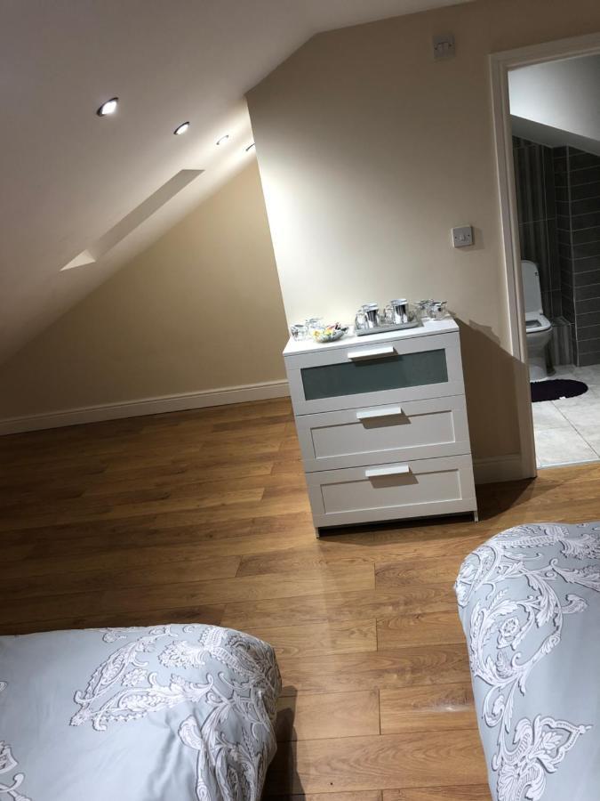 Big Room Rusholme With Tv And Private Bathroom-Parking&Wifi Манчестер Экстерьер фото